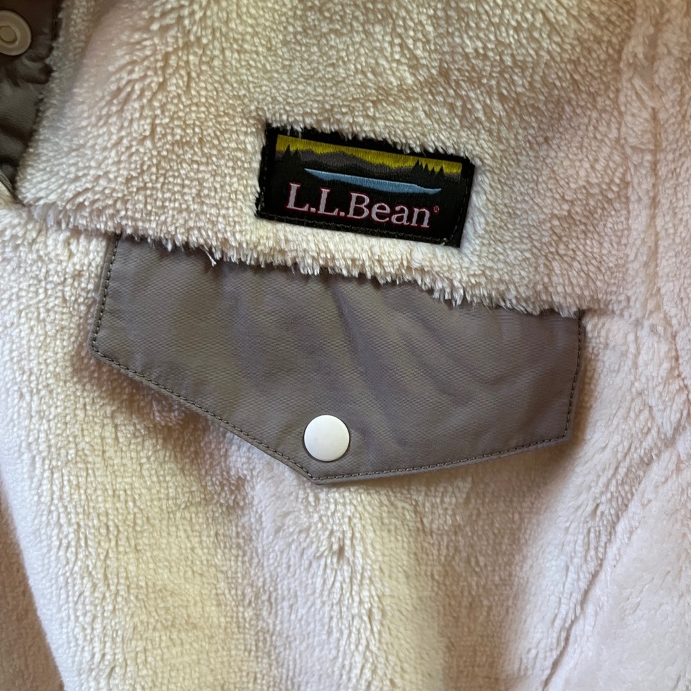 LL Bean Sherpa Fleece pullover